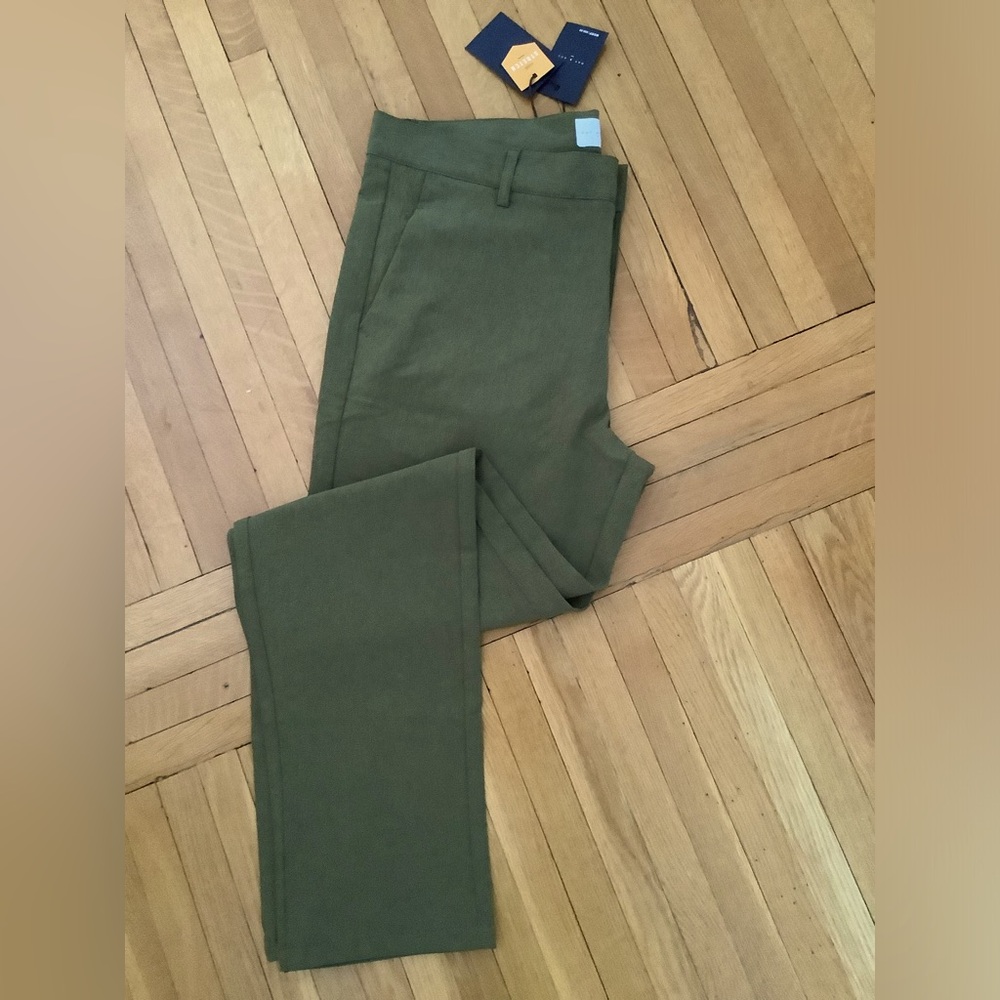 BNWT Day & Age dress pants size 34 x 30”